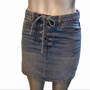 Forever 21 Y2K Mini Denim Jean Skirt Blue Lace-Up Front Stretch Western Boho Med